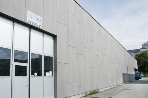 Portrait de notre société Du métier de distributeur à celui de producteur